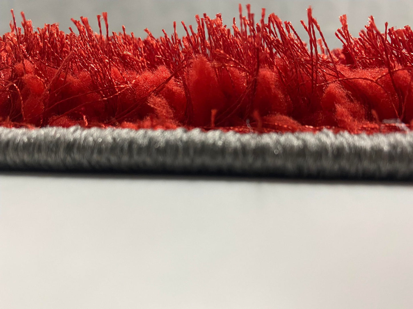 Covor Pufos cu Fir de Matase si Bumbac ,Grena/Alb/Negru/Gri