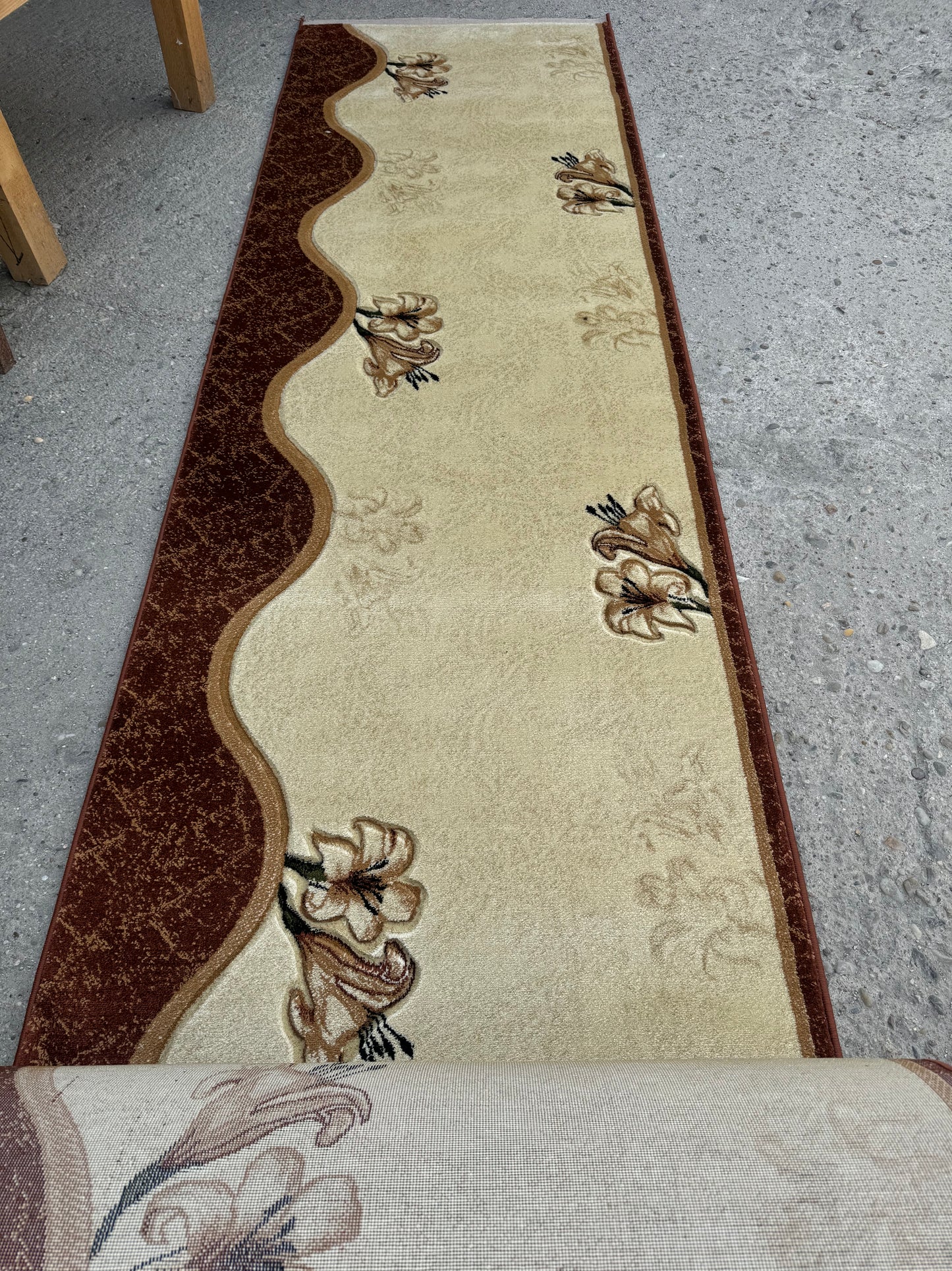 Traversa cu Insertii Florale