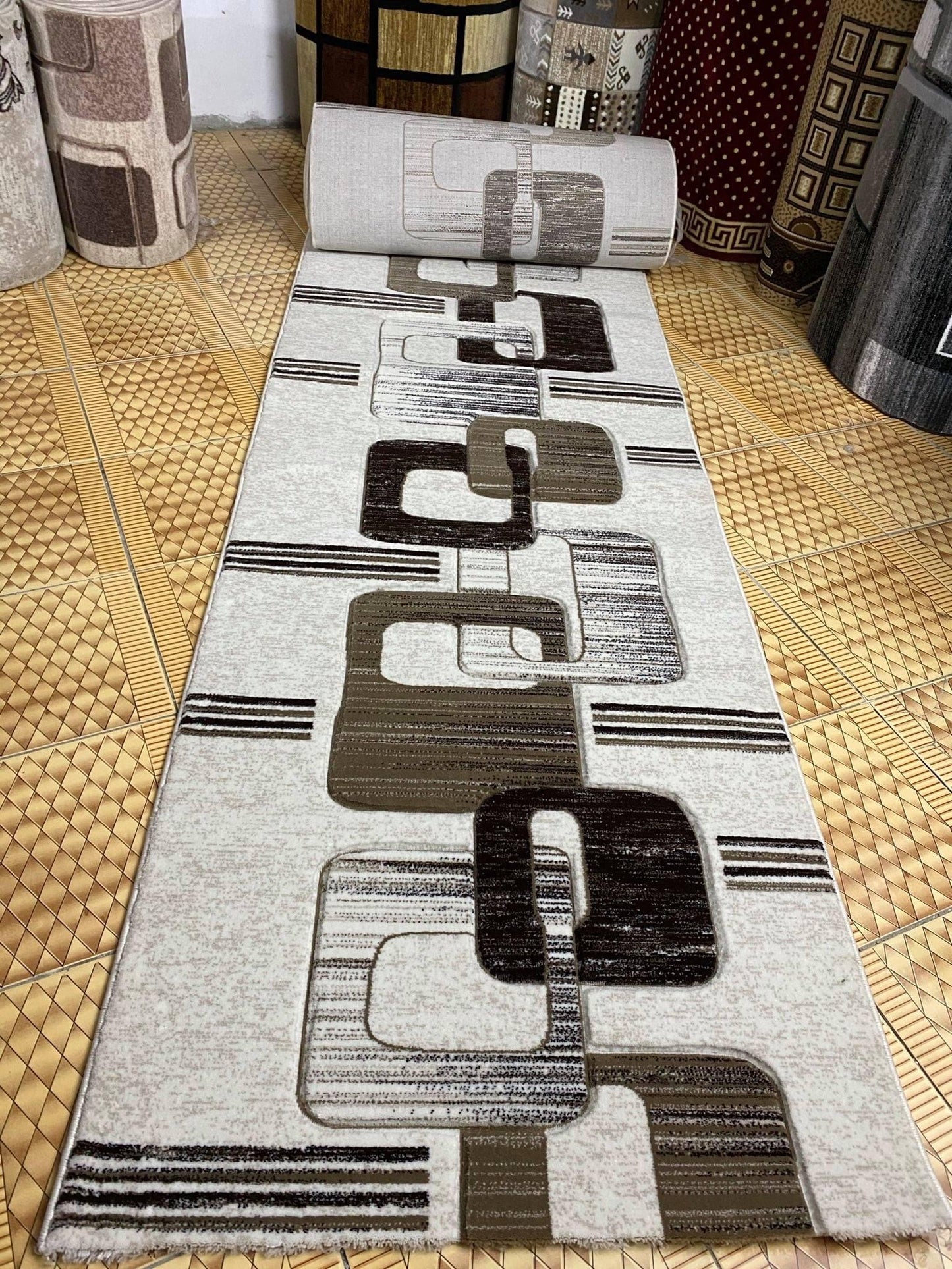 Traversa cu Insertii Geometrice Moderne tip Lanturi,Bej/Crem/Maro