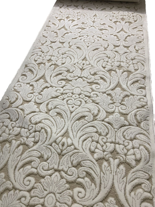 Traversa cu Insertii Florale 3D ,Bej