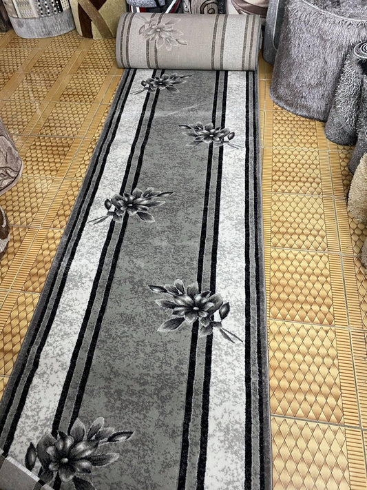 Traversa cu Insertii Florale, Gri/Negru