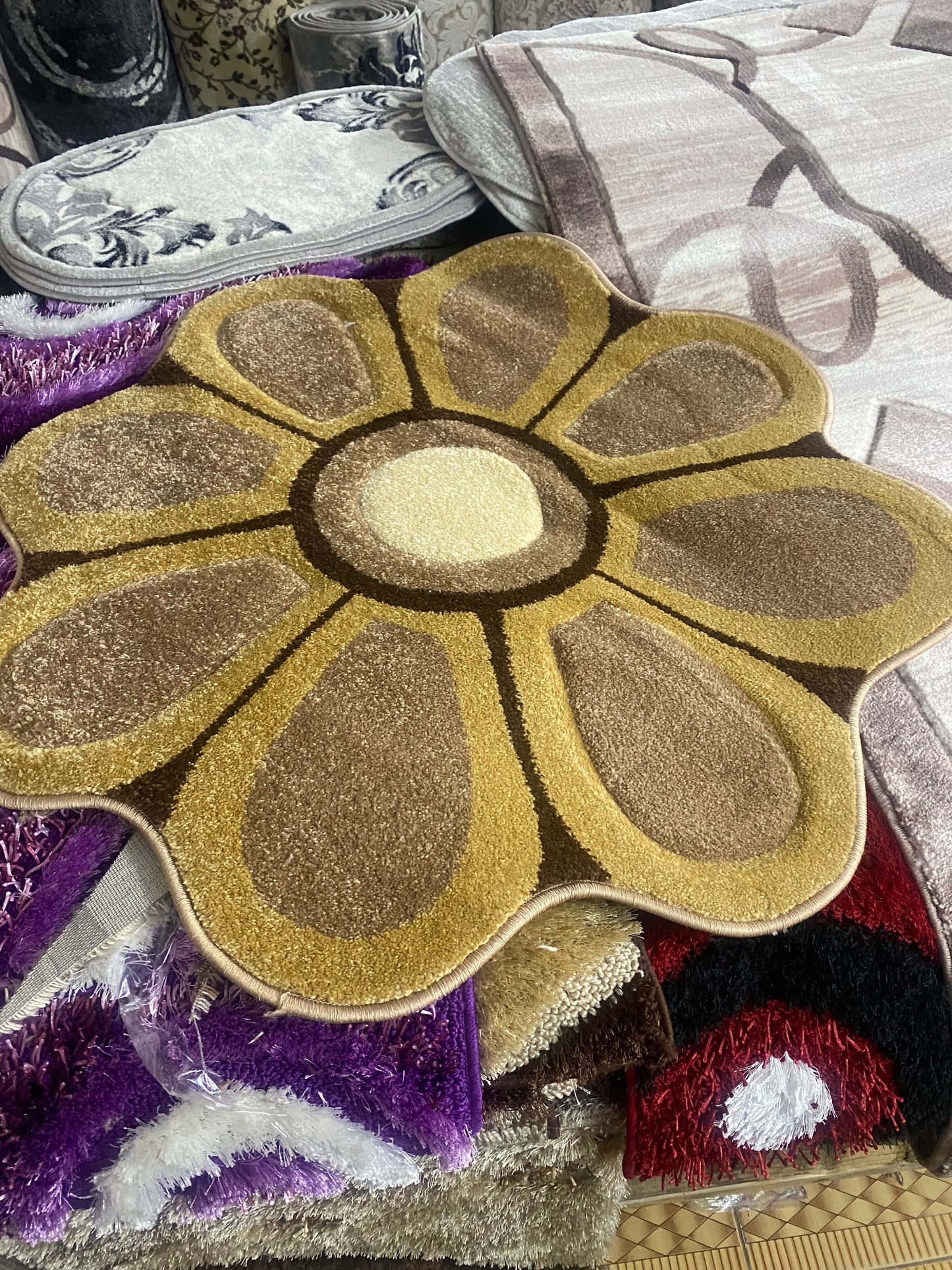 Covor Tip Floare cu Fir Scurt,Bej/Maro