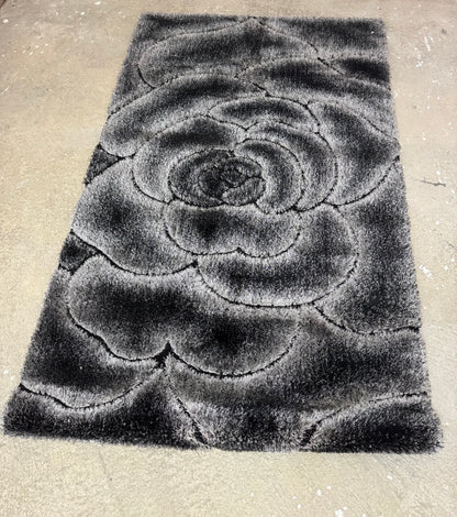 Covor Pufos cu Fir de Matase si Bumbac Trandafir 3D ,Gri/Negru