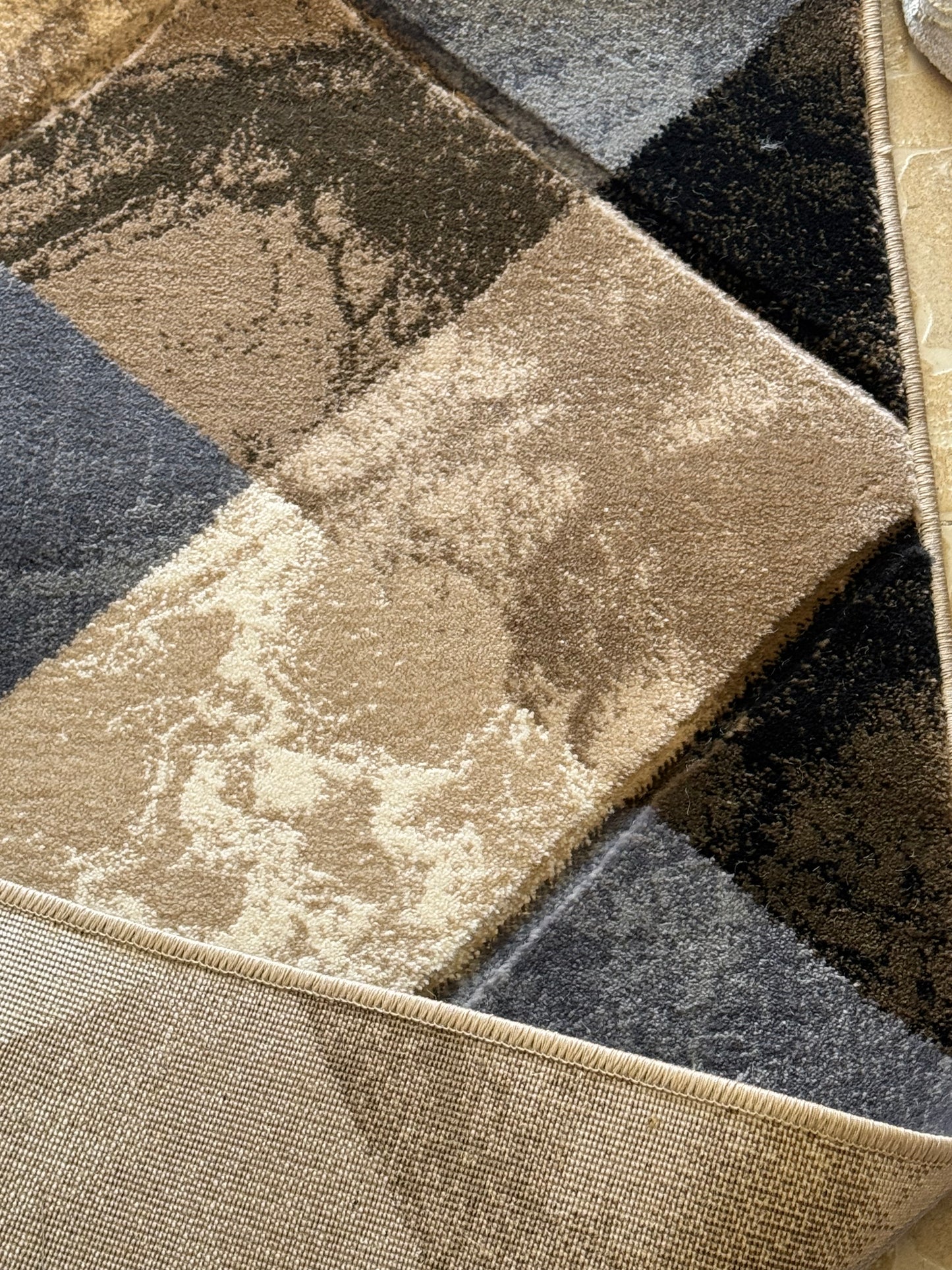 Traversa cu Insertii Geometrice Moderne tip Romburi, Crem/Maro/Gri