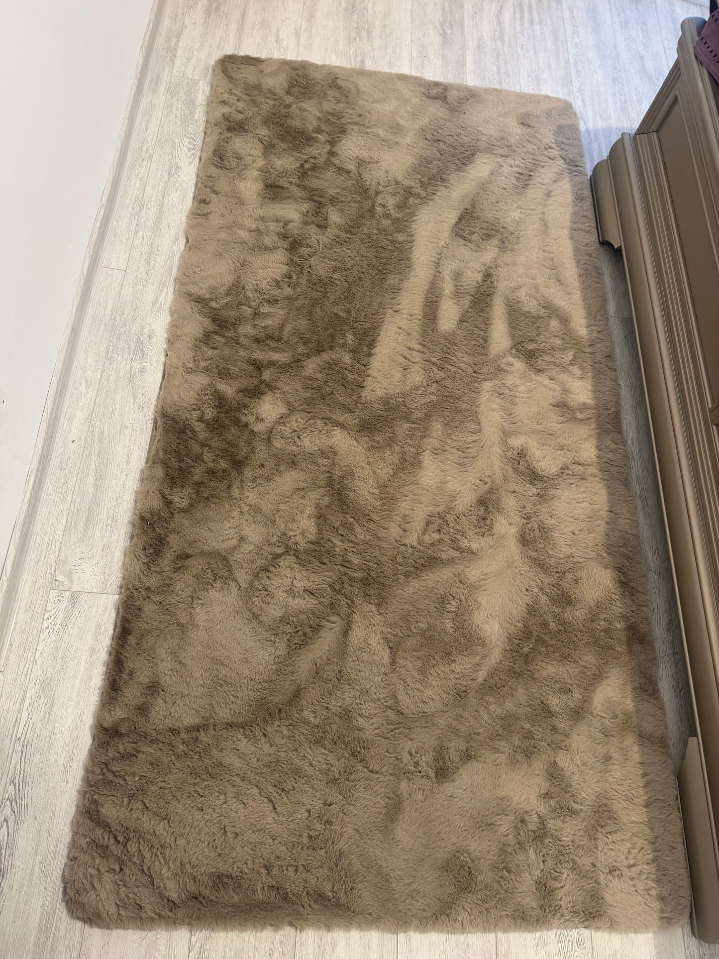 Covor Pufos tip Blanita Rabbit,Cappuccino