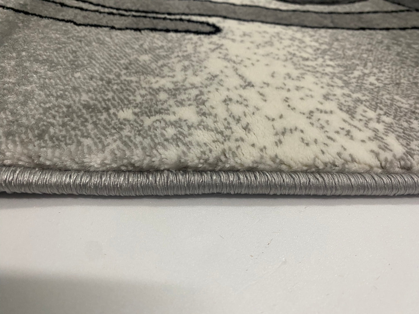 Covor cu Insertii Florale tip Margarete,Mov/Gri