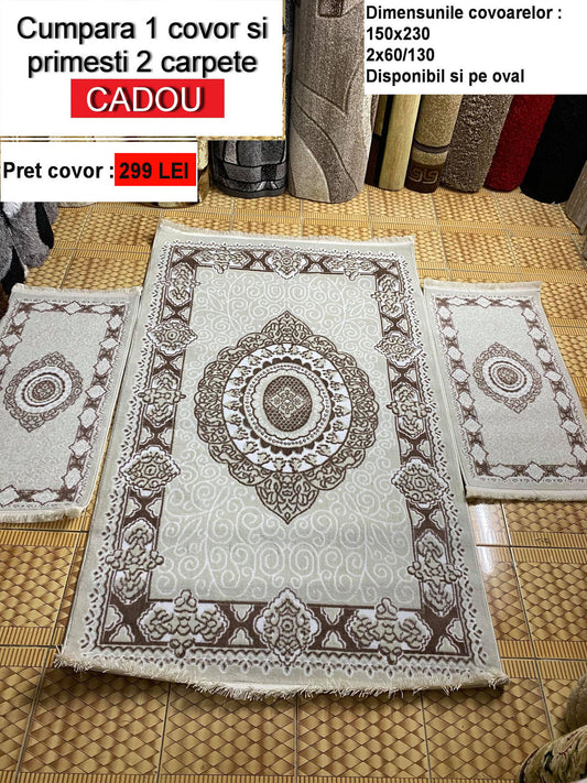 Covor cu insertii geometrice cu 2 carpete cadou